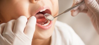 Świdnica: Program lakowania zębów u dzieci i młodzieży