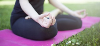 Kościan: niedzielne poranki z jogą na trawie